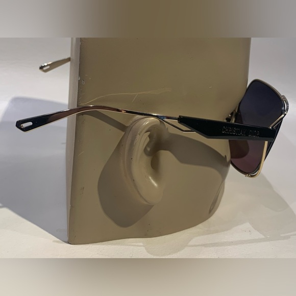 New Women’s CHRISTIAN DIOR Sunglasses - Picture 11 of 15